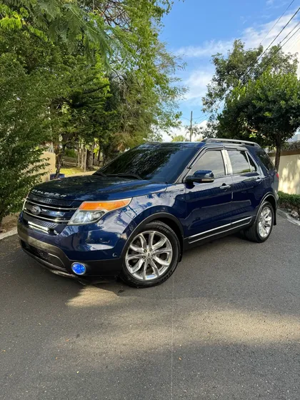 Ford Explorer Americana