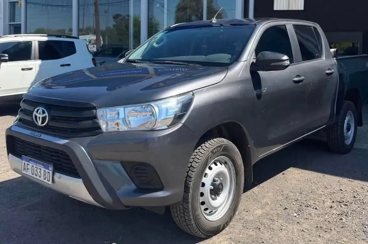 Toyota Hilux Dx 150 Cv 4x4 2021