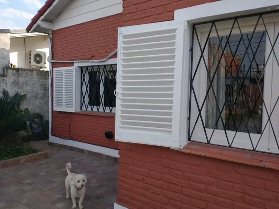 Casa En Venta 2 Dormitorios En Castelar Norte