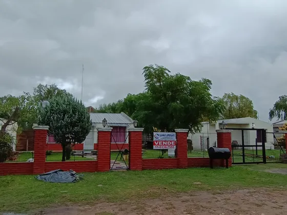 Dos Casas Juntas Sobre Terreno De 780m2, Ubicado En Barrio Cerrado, Barrio Parque Cruz Del Sur, Virrey Del Pino, Km 46, Partido De La Matanza