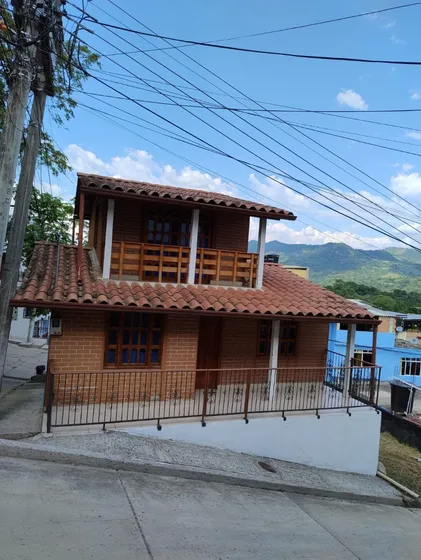 Venpermuto Hermosa Casa Esquinera En Villeta, Cundinamarca