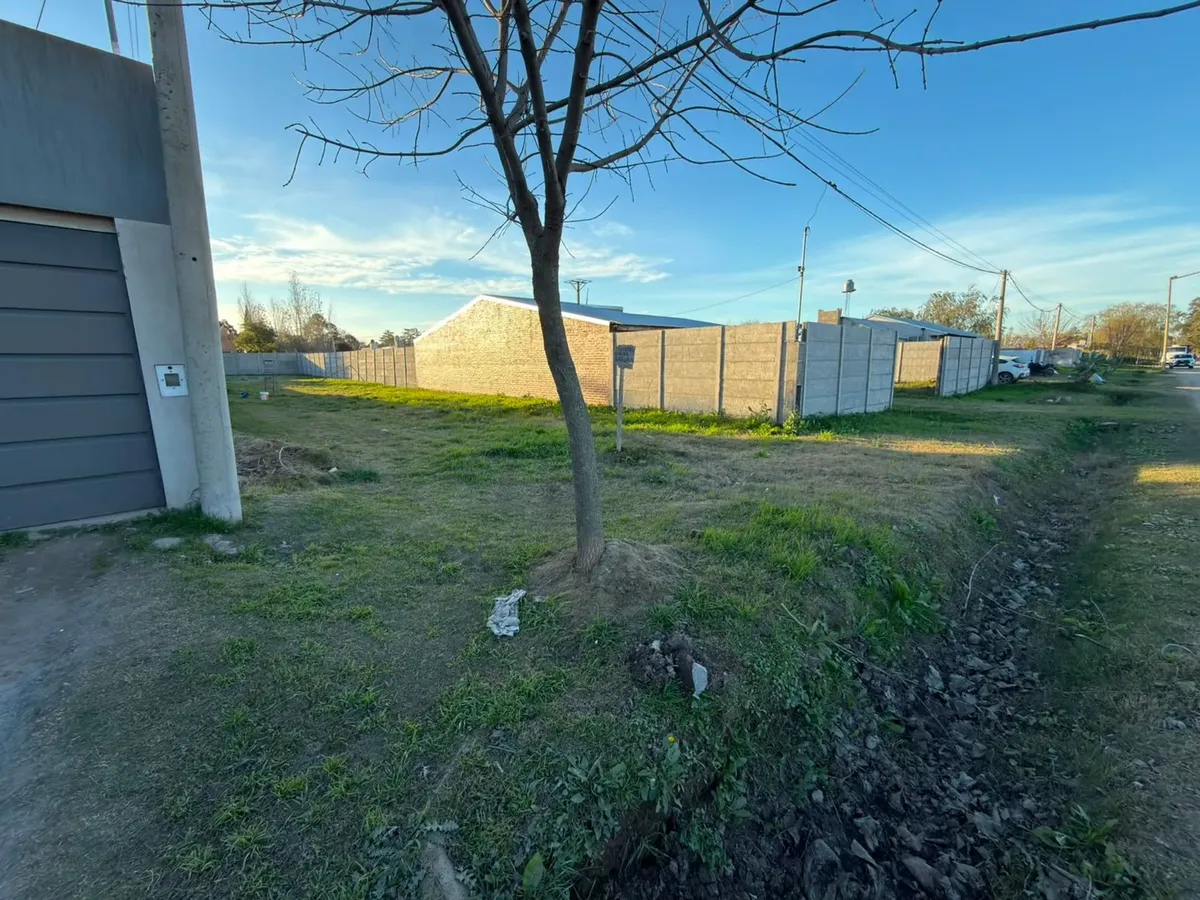 For Sale: 531 m² Lot in Residential Area, El Cruce Neighborhood, VT