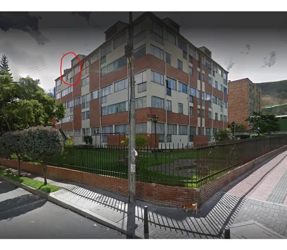 Vendemos Hermoso Apartamento Duplex En 5to Piso, 2 Alcobas, Estudio, Altillo, Sin Garaje