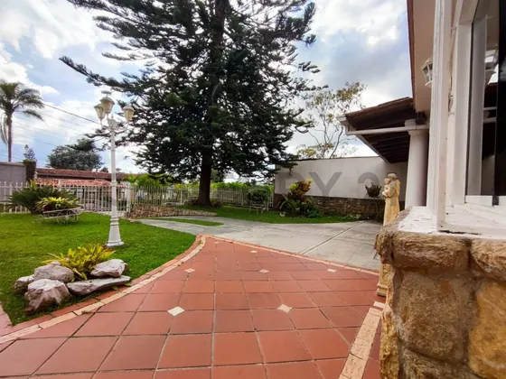 Hermosa Casa En  Club De Campo San Antonio De Los Altos