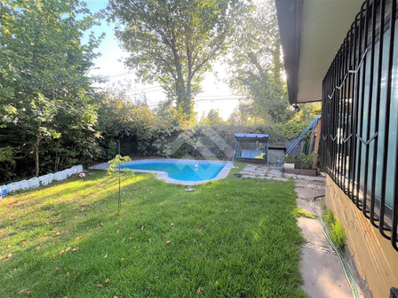 Casa En Venta De 5 Dorm. En Vitacura Clínica Alemana Casa En Venta De 5 Dorm. En Vitacura Clínica Alemana