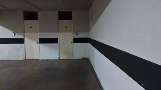Estacionamiento Con Bodega En Barrio Universitario