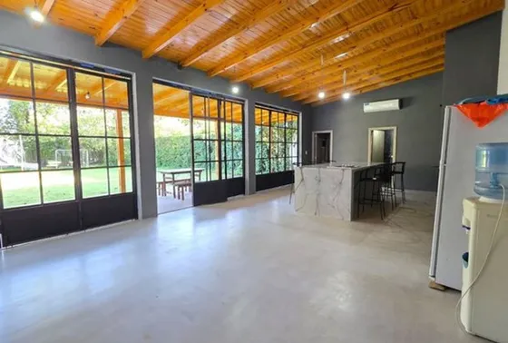 Venta Casa Quinta 3 Amb Ezeiza Pileta Quincho Cava