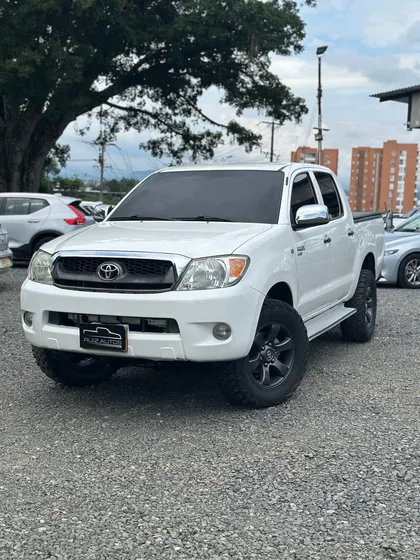 Toyota Hilux 2.5