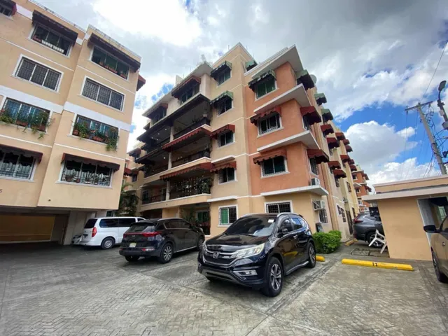 Hermoso Penthouse En Reparto Los 3 Ojos