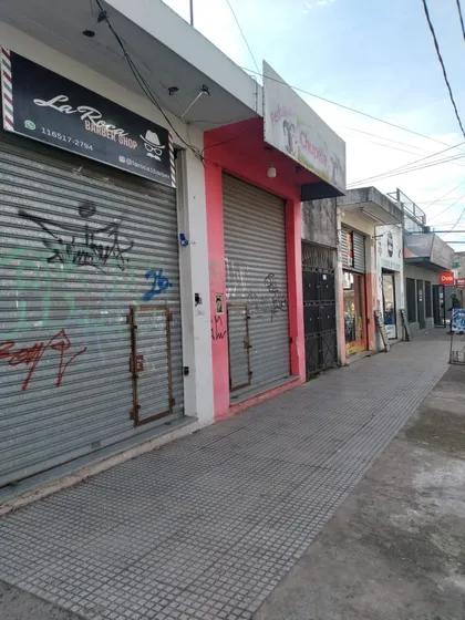 Local Claypole Centro