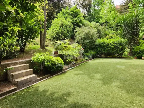 Primer Piso Con Jardin, 5 Dorm.