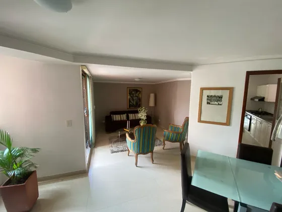 Apartamento En Venta En Laureles. Cod V12502