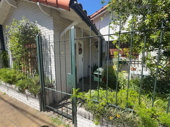 Casa 4 Ambientes En Martinez