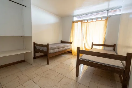 Hostal En Arriendo - Sector Sur De Iquique
