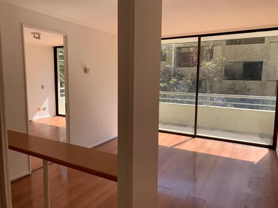 Departamento En Venta De 1 Dorm. En Providencia