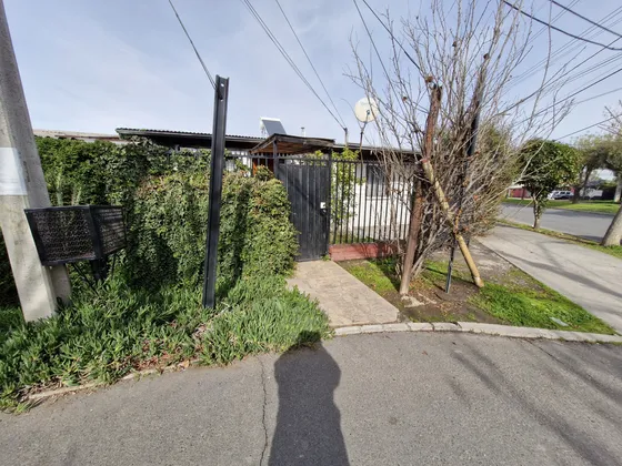 Venta De Casa Esquina Villa La Foresta Puente Alto