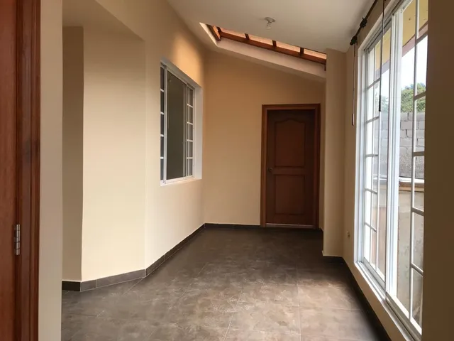 Arriendo Departamento Cerca Scala, Hospital Valles Y Usfq