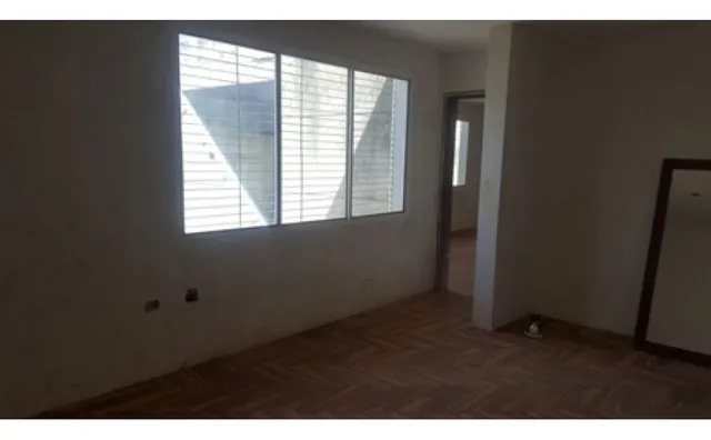 Venta De Terreno Con Casa En Obra Gris En Bosques De La Lagunita