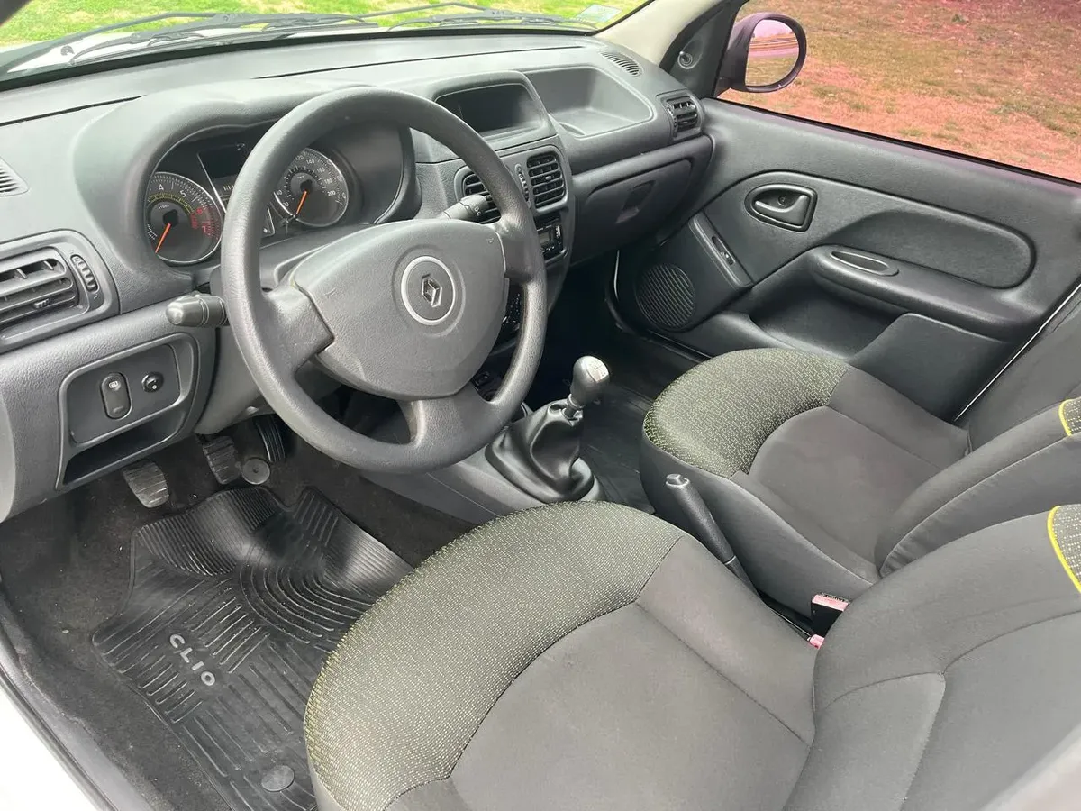 Renault Clio 1.2 Mío Expression5168957539706675213