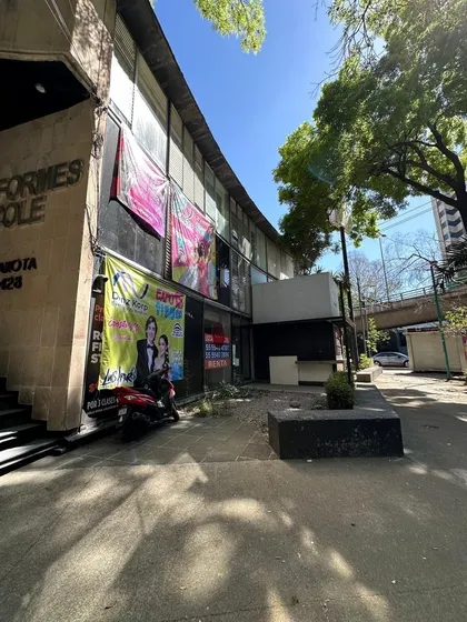 Se Vende Edificio Para Remodelar - Dakota Napoles