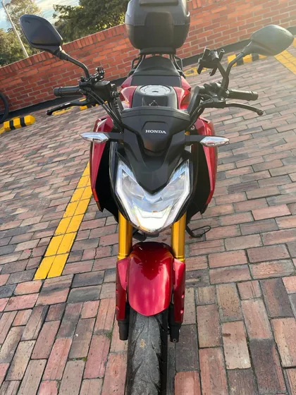 ¡se Vende! Honda Cb190r Modelo 2024 - ¡como Nueva Y Lista Pa