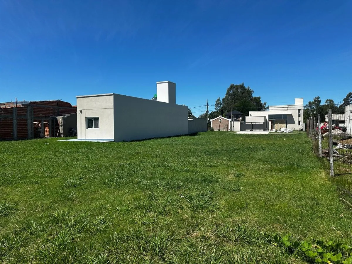 Land for Sale in City Bell – La Chiquita