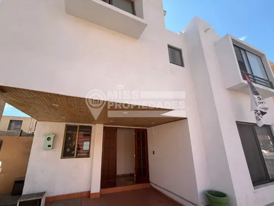 Se Arrienda Casa En Condominio Bordermar 2