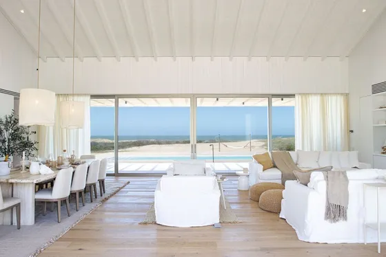 Casa En Venta Sobre La Playa La Bonita