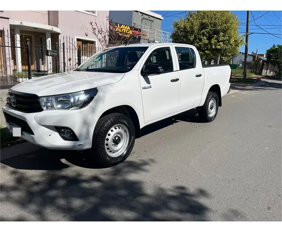 Toyota Hilux Pick-up 2.4 Cd Dx 150cv 4x2