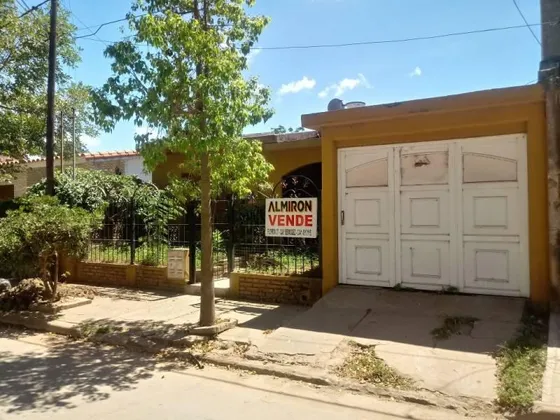 Casa | 1 Dormitorio | Cochera | Capitán Bermúdez | Barrio Centro