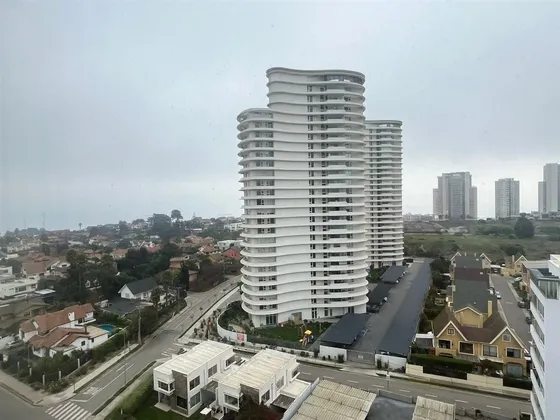 Arriendo Dp 3d2b 3e1b Sector La Foresta. Gaston Hamel