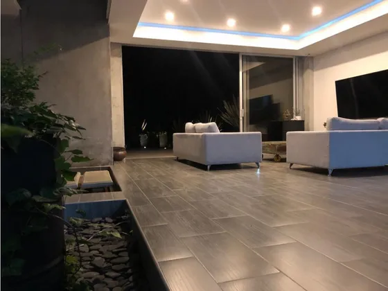 Venta Casa Campestre Unidad Cerrada Loma Del Escobero, Envigado.