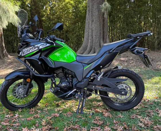 Versys 300