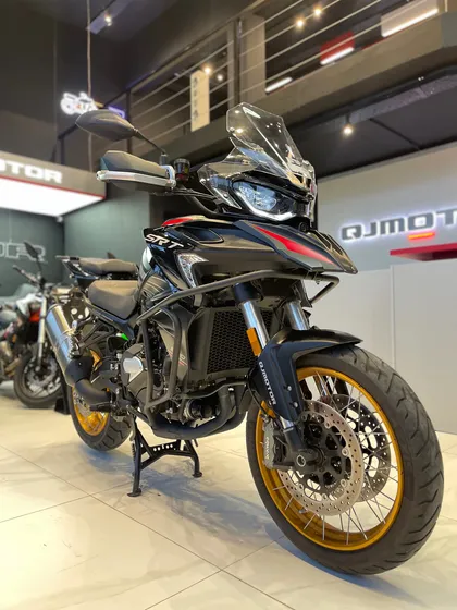 Qjmotor - Srt 800