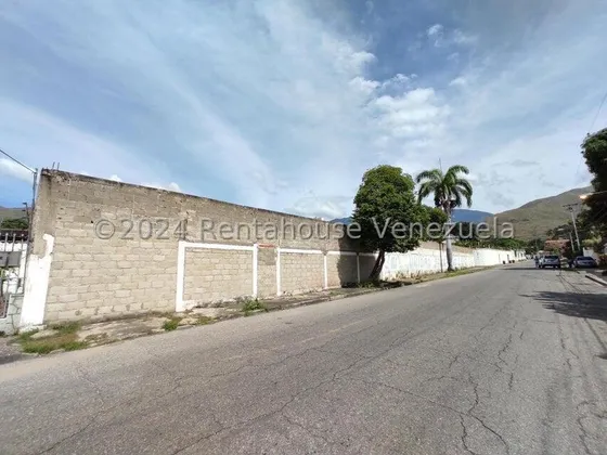 Excelente Lote De Terreno En Venta, Urb. Barrio Sucre, Maracay, Edo Aragua, 25-16132 Mv