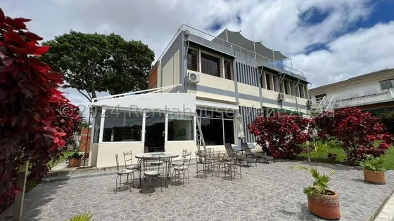 Casa En Venta Los Samanes Yo 25-112