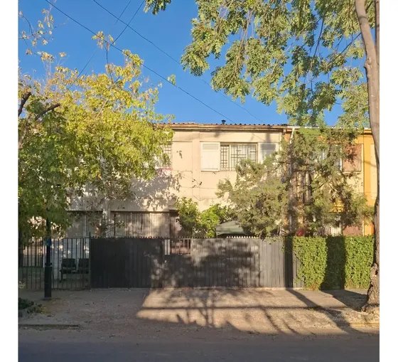 Casa 2 Pisos, 3 D- 2 B 90/75 M2.