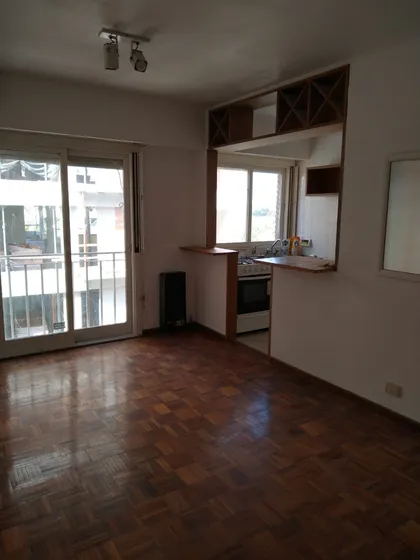 Bajo De Precio!!!! Venta Monoambiente  Con Baulera En Centro San Isidro U$d70.000