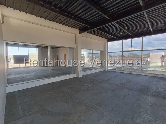 Amplio Local Comercial Cc La Ciudadela, Cagua 25-8401 Hc