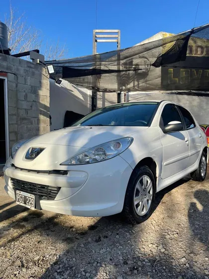 Peugeot 207 1.4 Allure 75cv