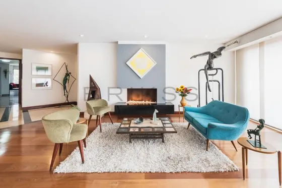Apartamento En Venta En Los Rosales. Cod V1381