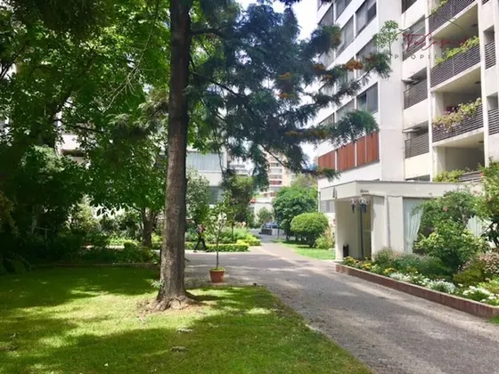 Departamento Venta 3d/2b + Servicios En Las Condes - Apu