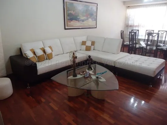 Leandro Manzano Casa En Venta,lomas De Chuao Mls #24-25842 As