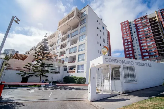 Edificio Las Terrazas / Avda. Uno Sur