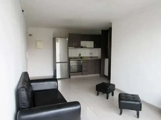 Departamento En Venta De 2 Dorm. 2 Baños En San Miguel