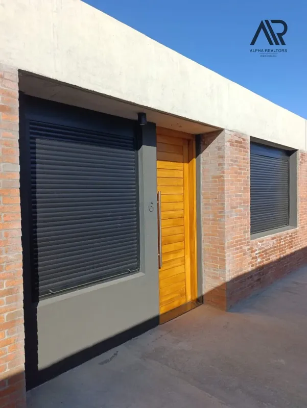 Alquiler Casa En Barrio Parque Rivera