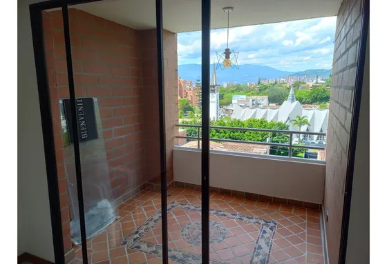 Venta De Apartamento Cerca Iglesia De Santa Gema