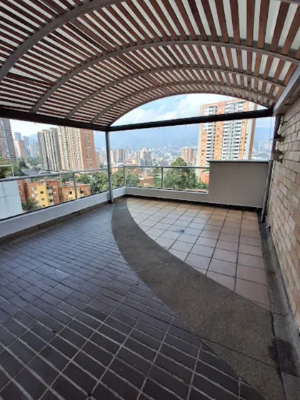 Se Arrienda Apartamento En Envigado, Loma Del Barro 