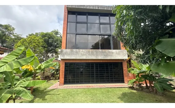 En Venta Casa Macaracuay 600m2 Construcción Calle Privada