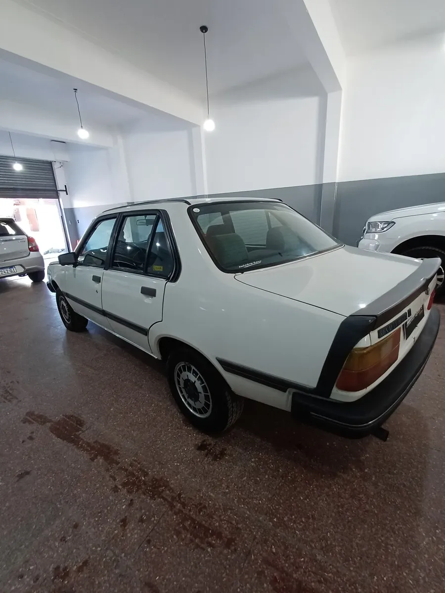 Renault 18 2.0 GTX 2 Automatic510490462325975044